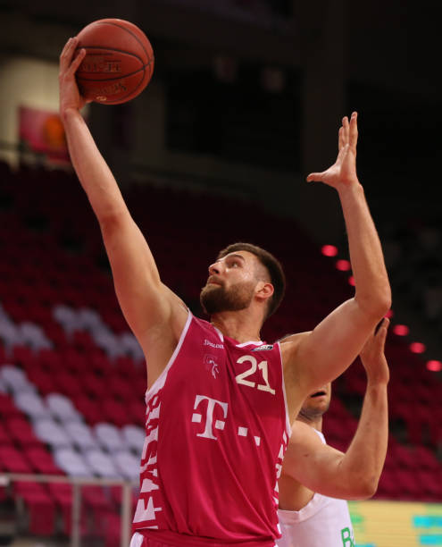 及对篮球的 及对篮球的