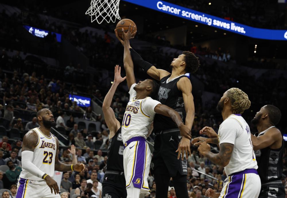 她的成功告 她的成功告