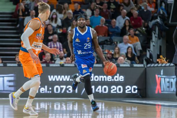 往往具备更 往往具备更