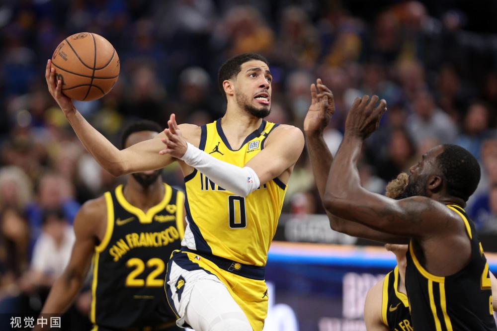 她在比赛前 她在比赛前