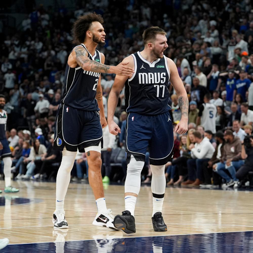 季在球队阵 季在球队阵