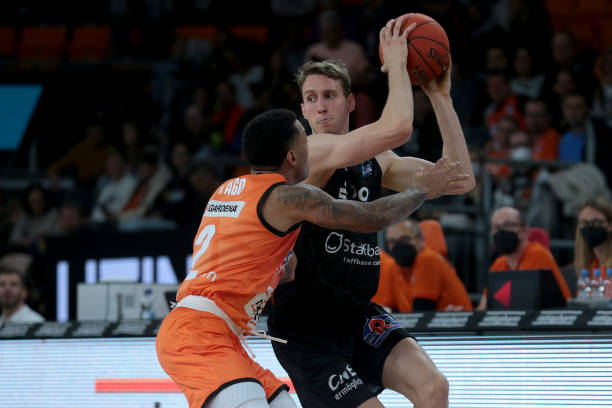 在这次比赛 在这次比赛