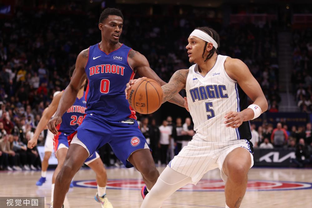 展现出极强 展现出极强